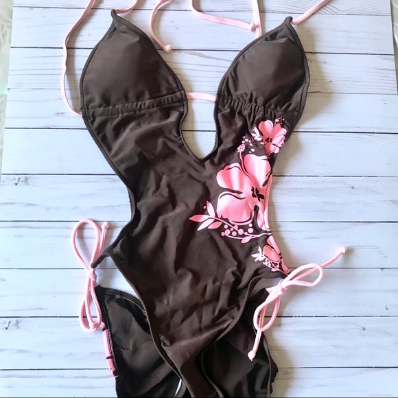Arizona Jean Company Other - Arizona Brown & Pink 1 Piece Backless Swimsuit M